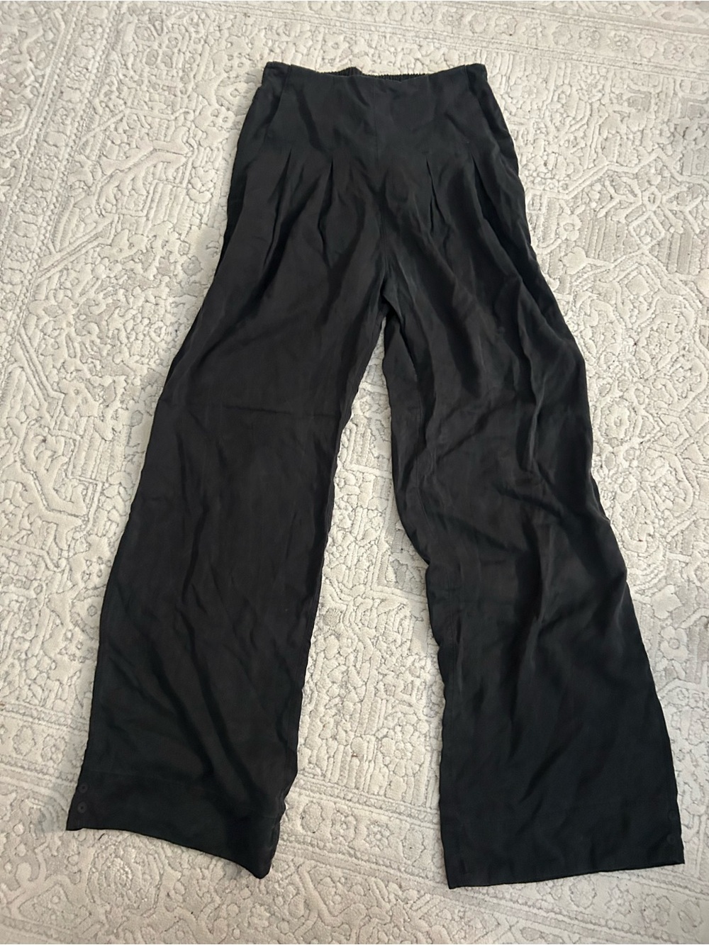 RARE Lululemon vintage y2k pleat front utilotech pull on pants
